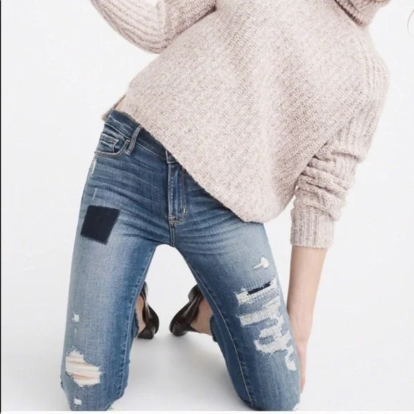 Abercrombie & Fitch Low Rise Super Skinny Jeans!! - Picture 1 of 8